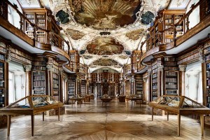 SwitzerlandGrandTrainStGallenAbbeyLibrary