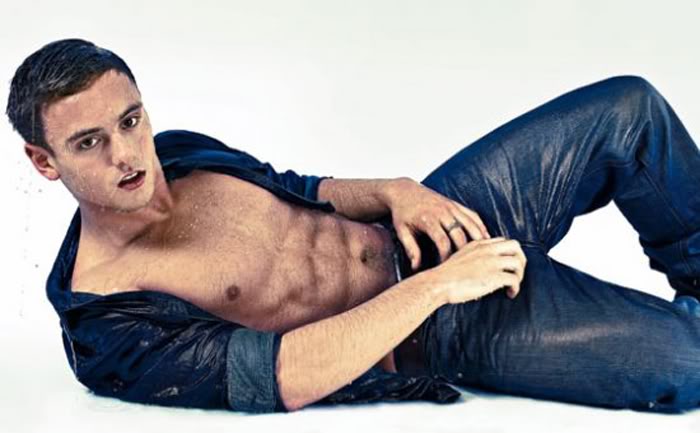 HGB_Tom-Daley-for-Fabulous-Magazine-June-2012-10