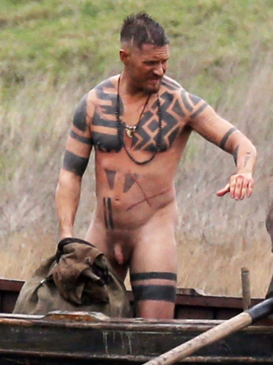 tom-hardy-naked-2